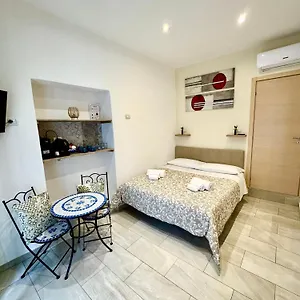 apt-casa-barbara-15-17.taorminaitalyhotels.com/