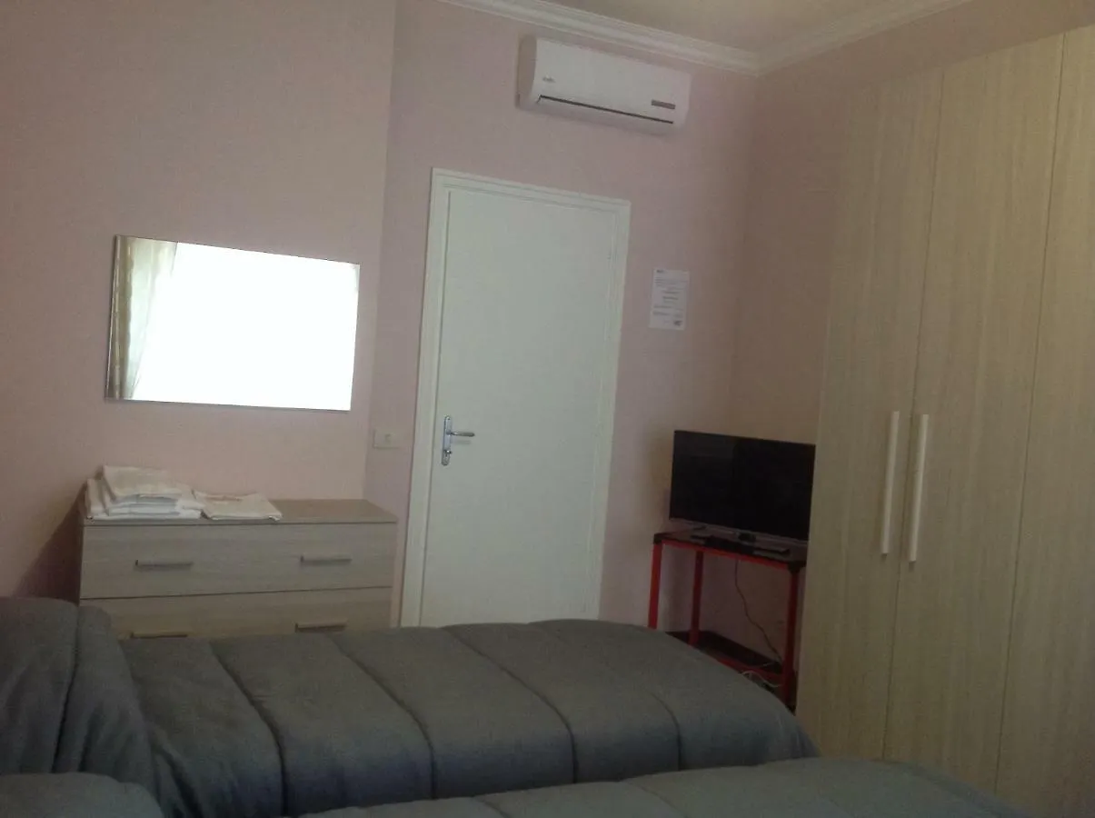 Appartamento A casa di Armando Roma 0*,  Italia